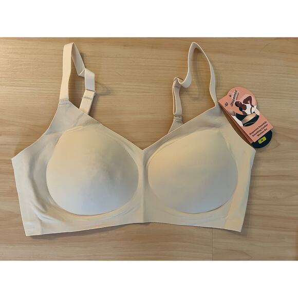 Shapermint Essentials Smoothing Comfort Wireless Bra - Picture 6 of 10